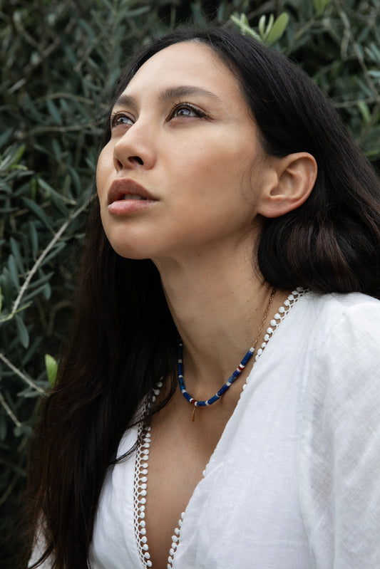 Plein Soleil necklace - Blue Lapis and White Mother of Pearl