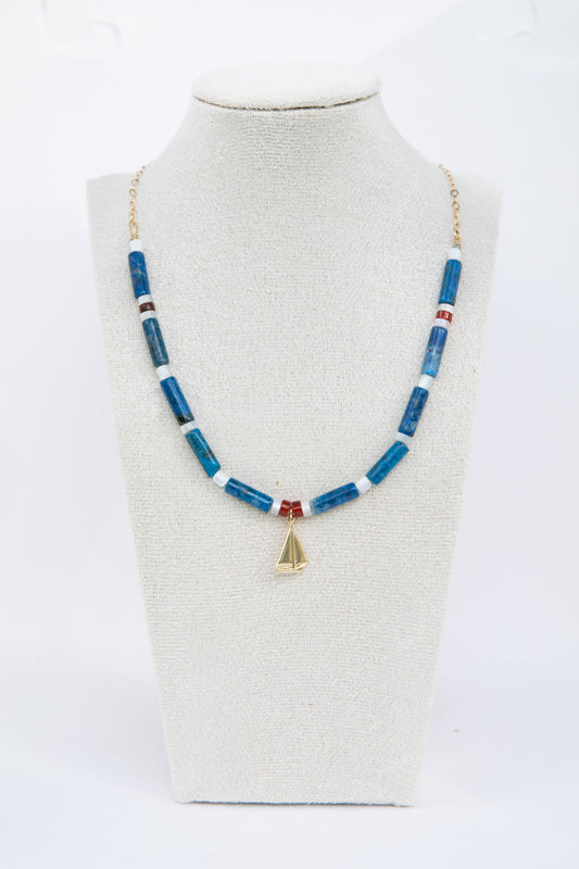 Plein Soleil necklace - Blue Lapis and White Mother of Pearl