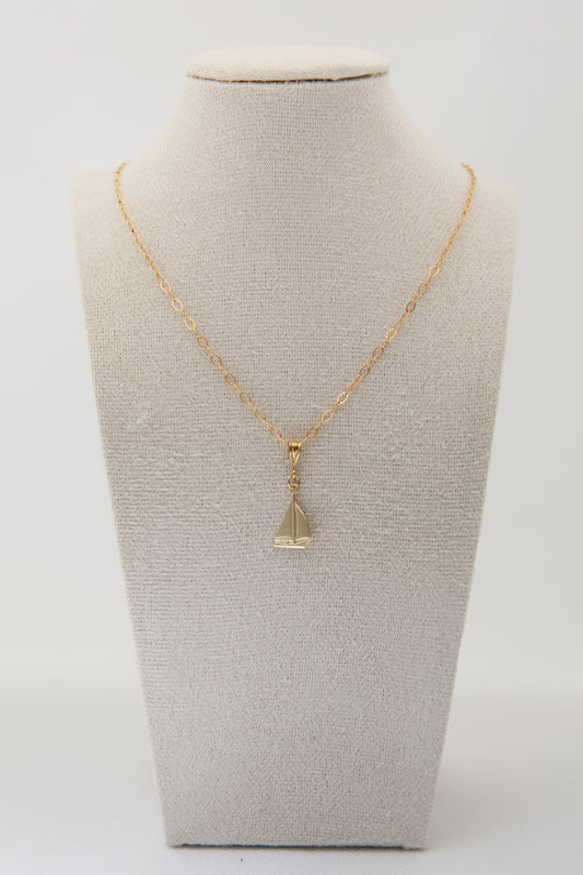 Plein Soleil necklace - 14k Gold filled chain with sailing boat pendant